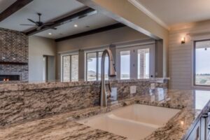 Granite kitchen top-Best Stone Options For Luxury Custom Homes In SW Florida-Richardson Homes-Fort Myers-600x400jpg